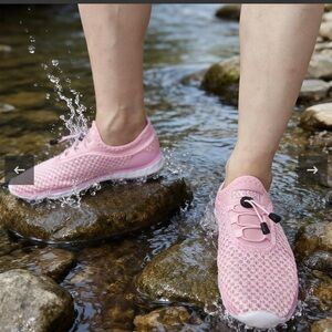 DOUSSPRT Women's Pink Mesh Athletic Shoes